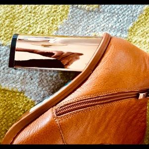 New Chinese Laundry Boots 🥾 Sz 8